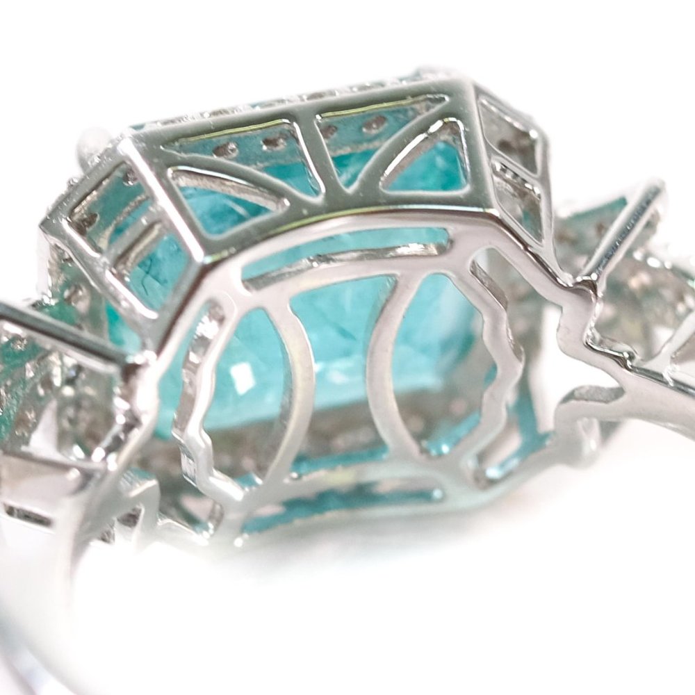 Emerald & Diamond Ring - Picture 4 of 10